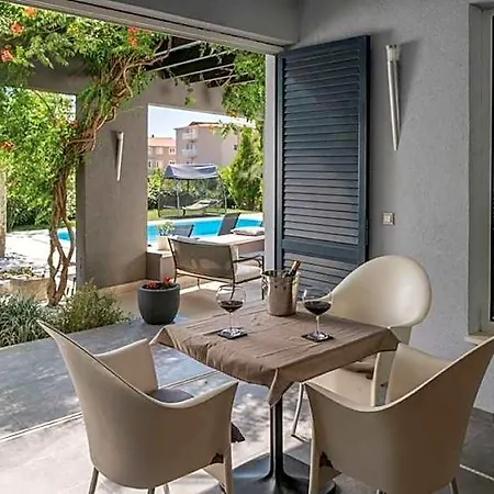 Beganovic With Private Heated Pool Ξενοδοχείο Ποντστράνα