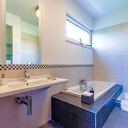 Ξενοδοχείο Beganovic With Private Heated Pool Ποντστράνα